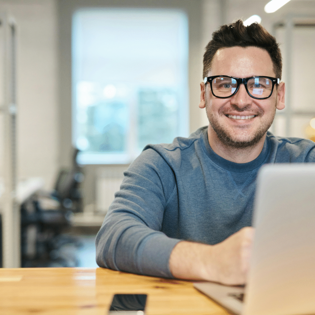 Discover 4 high-income skills you can learn to boost your online income.